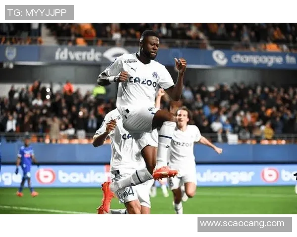 成都足球队快攻战术解析与战绩影响的深度探讨